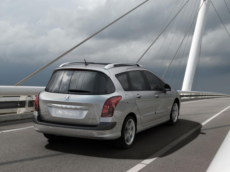  Peugeot 308 SW Prologue Concept 2007 года  (фото 22 из 27)